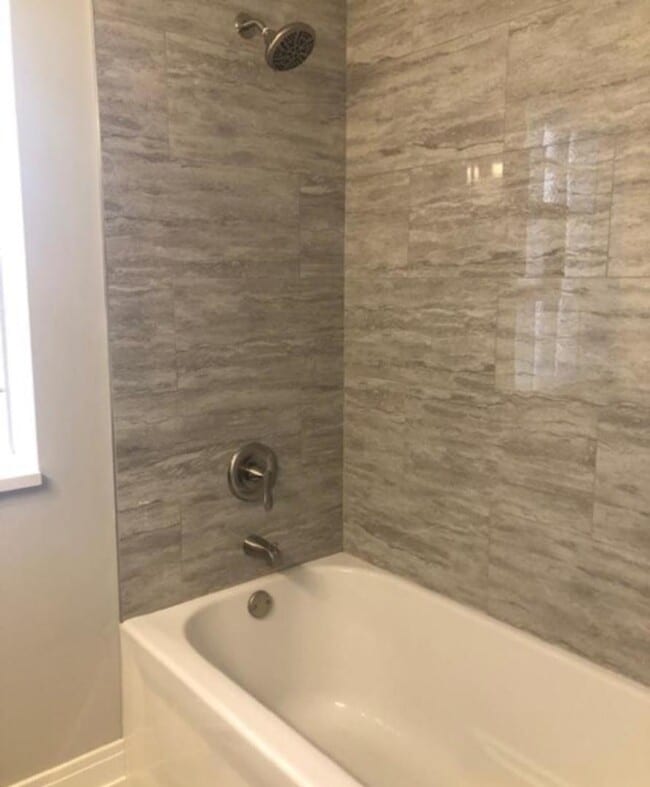 Building Photo - 6100 S Kenneth Ave