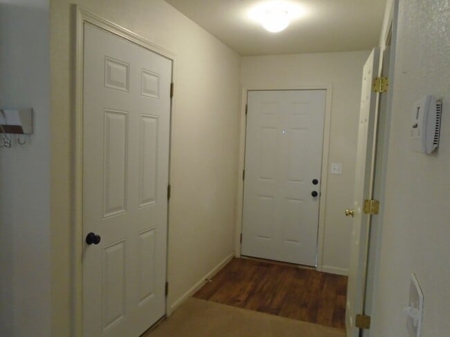 Building Photo - 21083 Harbor Ln