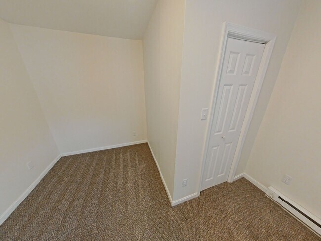 Building Photo - 28 S 3rd St