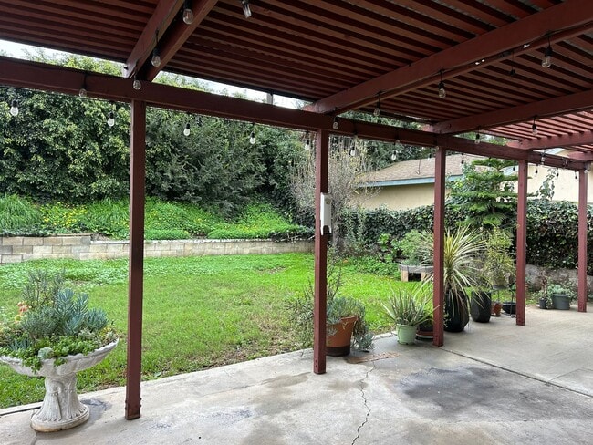 Building Photo - Spacious 4-Bedroom, 2-Bath Home in Desirable La Habra Location