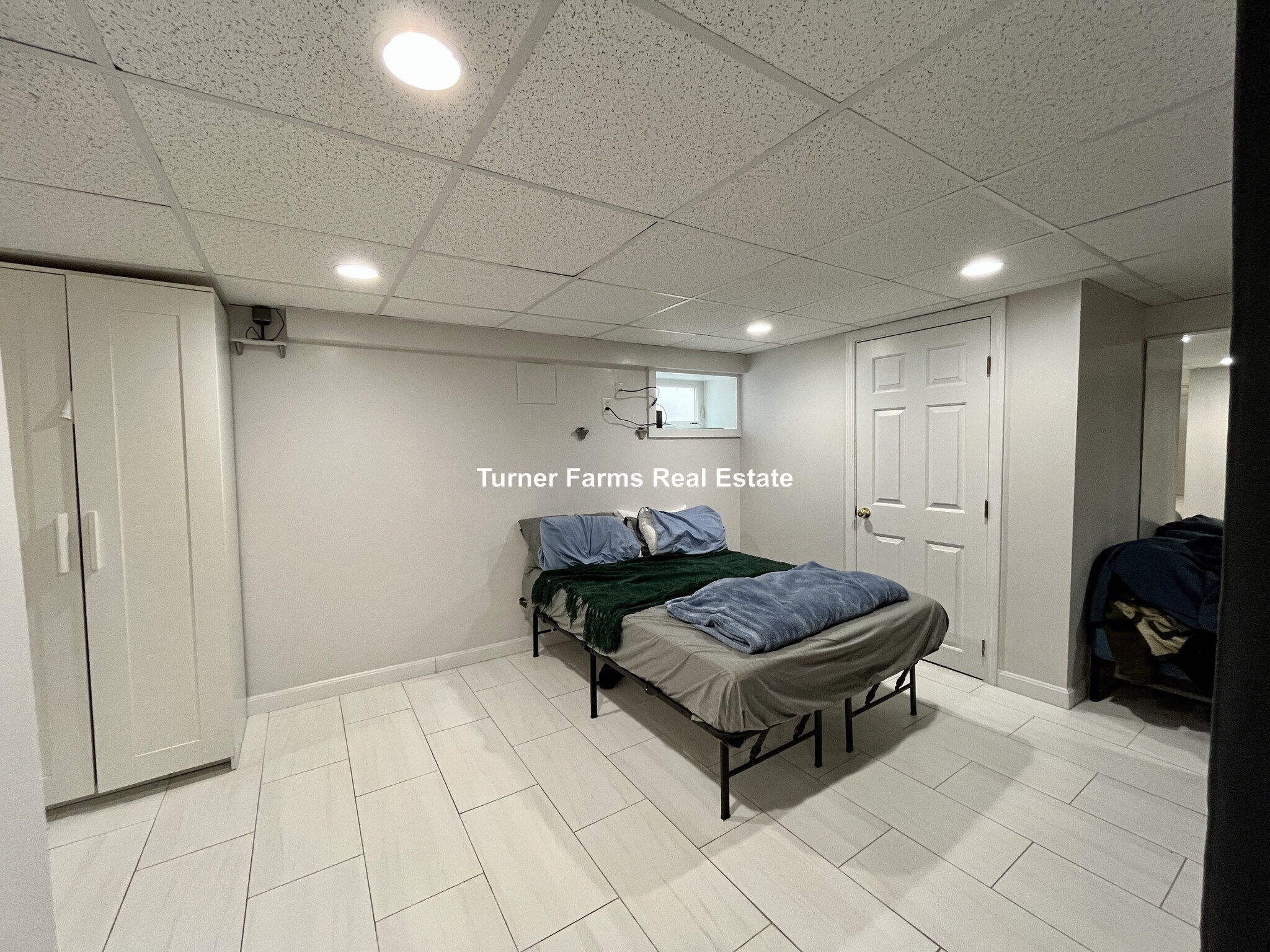 Building Photo - 77 Fairfax St