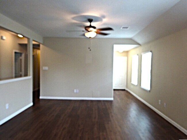 Building Photo - 5911 Brenwood Trails Ln