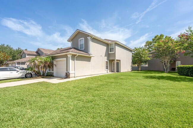 Building Photo - 313 Scrub Jay Dr