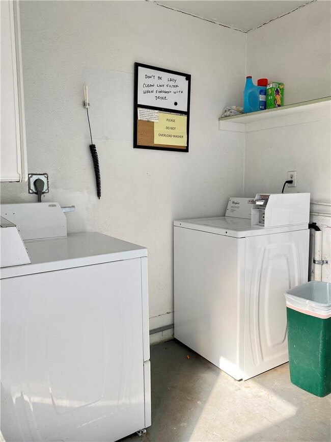 Building Photo - 508 Antioch Ave