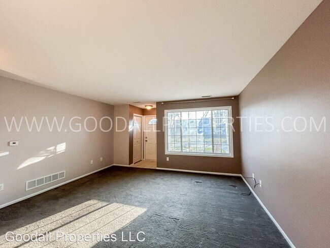 Building Photo - 2 br, 2 bath House - 3799 Village Run Dr #702
