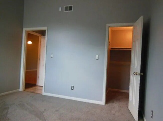 Building Photo - 4831 Horton St