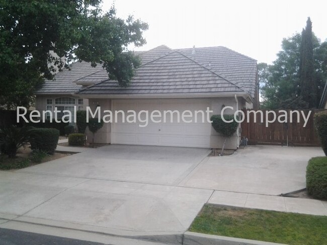 Primary Photo - Nice quiet neighborhood. Clovis Schools