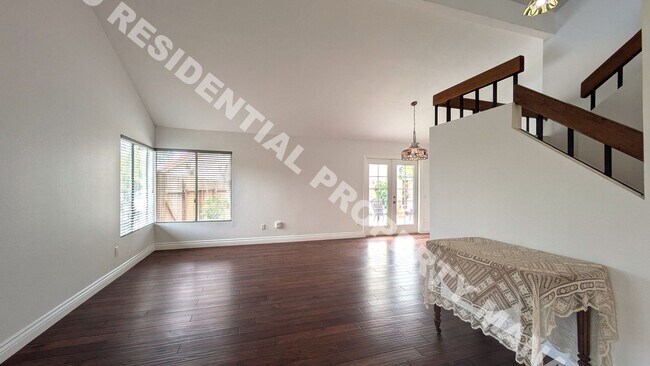 Building Photo - 2806 Atadero Ct