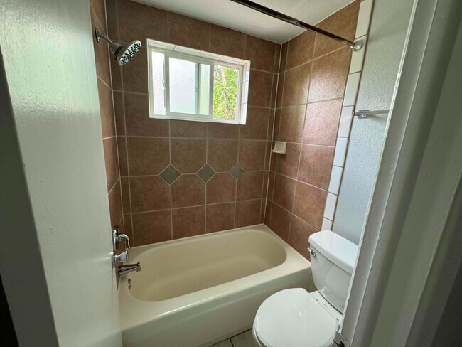 Building Photo - 3455 S Logan St