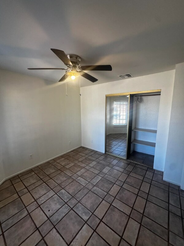 Building Photo - 6186 S Truman Dr