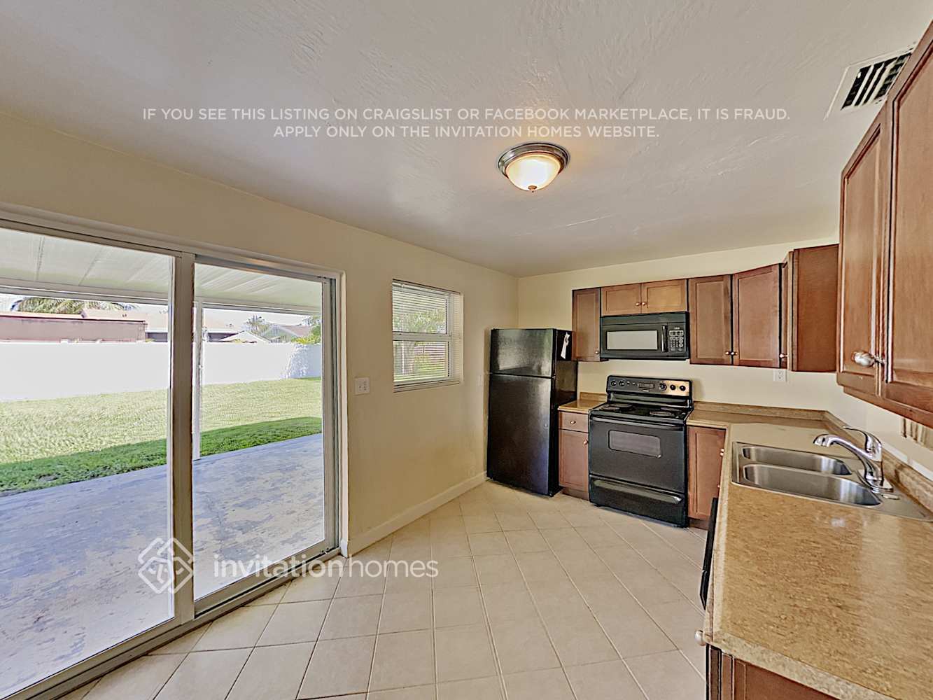 Building Photo - 1540 SW 67th Ave