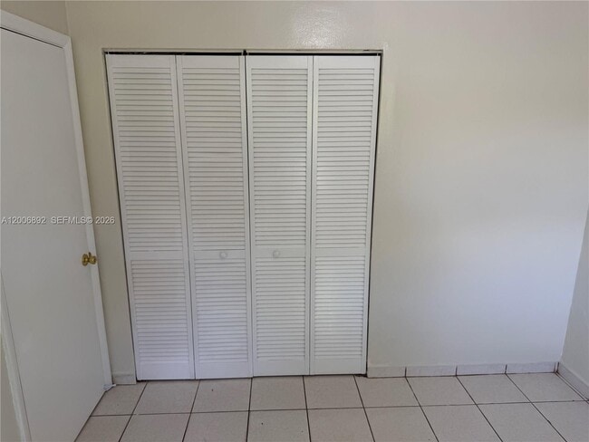 Building Photo - 10375 SW 152nd Terrace