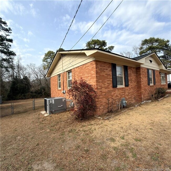 Building Photo - 5340 S Sumac Cir