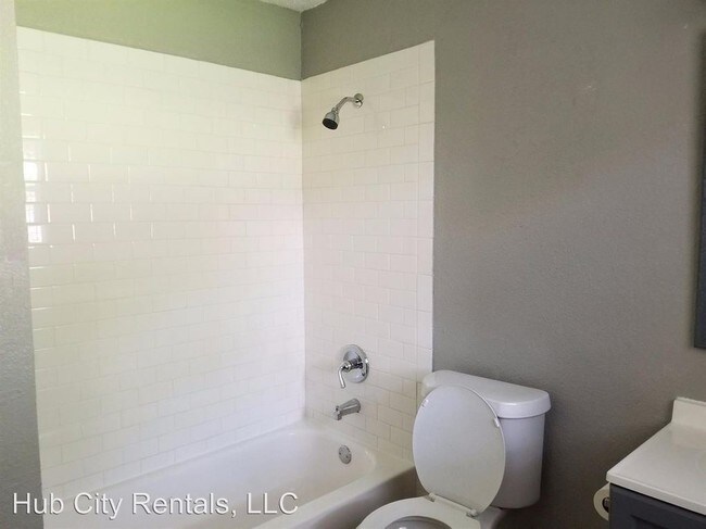 Building Photo - 3 br, 1 bath House - 3714 28th Street