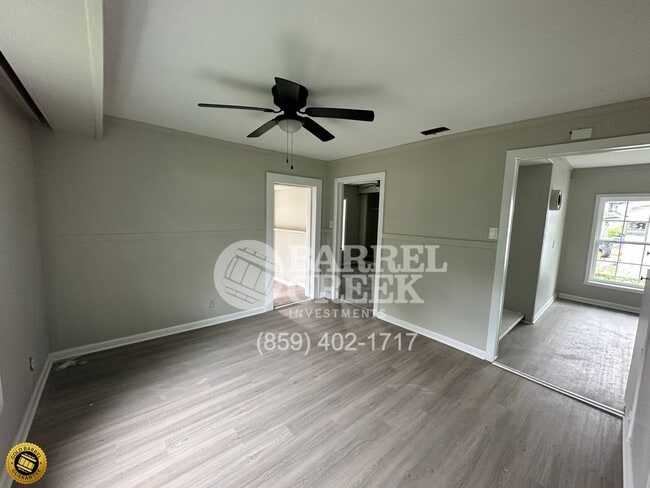 Building Photo - 115 Robertson Ln