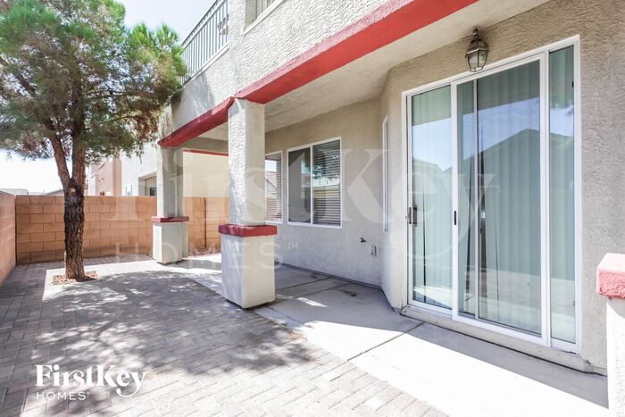 Building Photo - 7340 Chesapeake Cove St