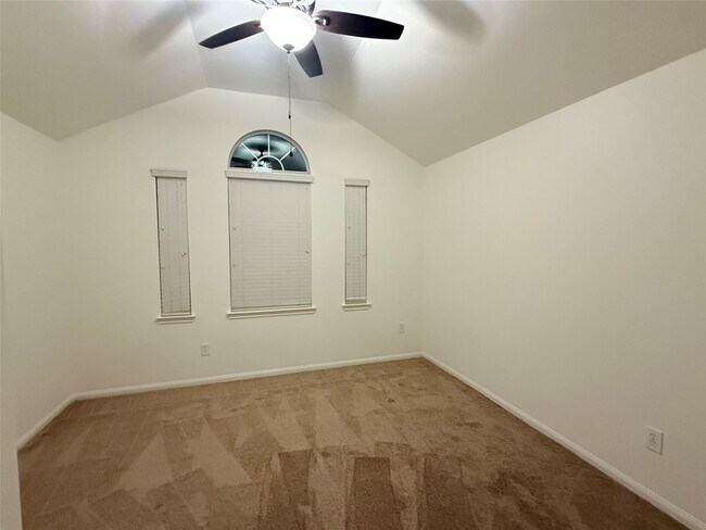 Building Photo - 27219 Camden Glen Ln