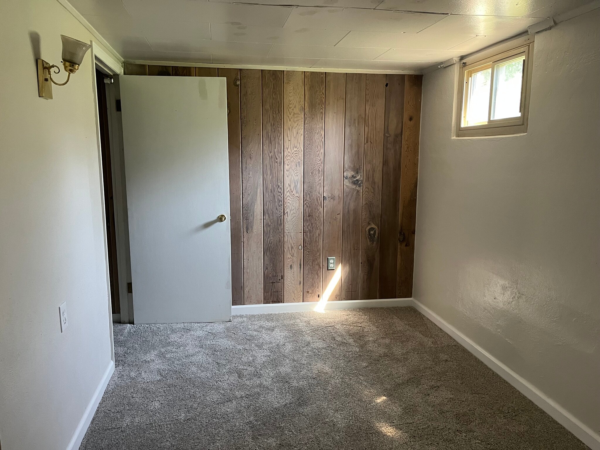 Building Photo - 932 Cheyenne Blvd