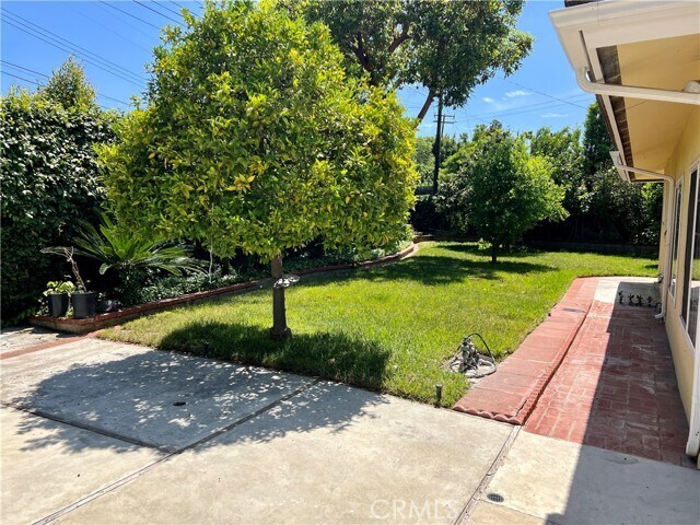 Building Photo - 2634 Jurado Ave