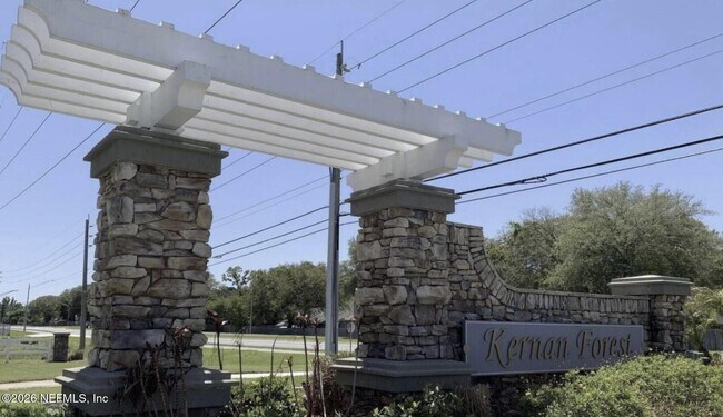 Building Photo - 1723 Forest Lake Cir W