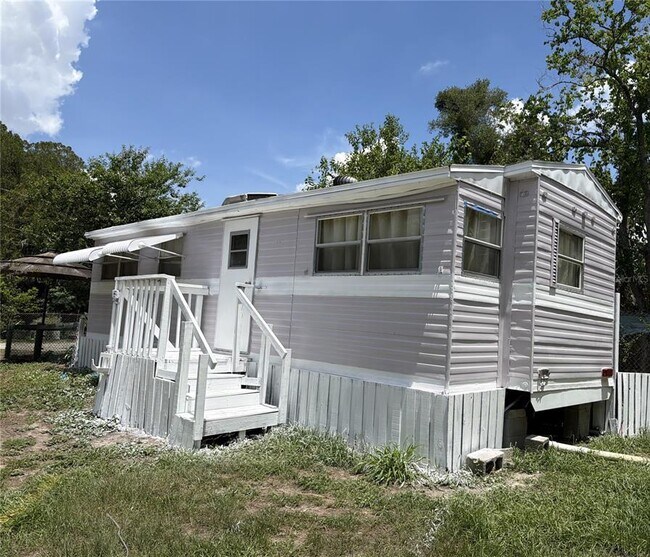 Building Photo - 8426 Kricket Ln