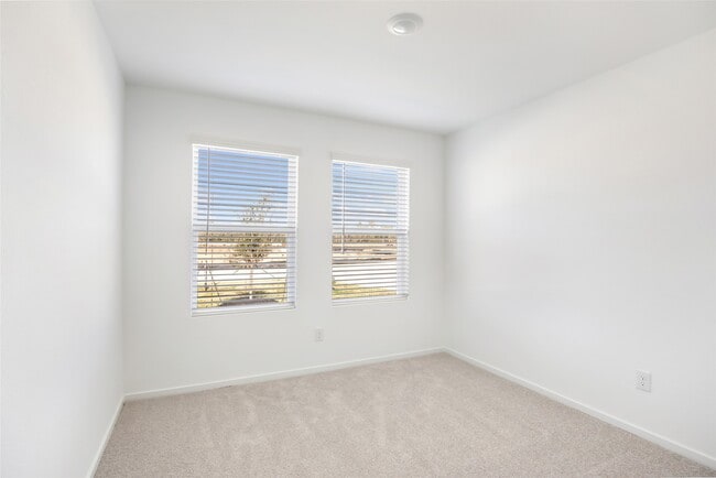 Building Photo - 724 Zuppino Ln