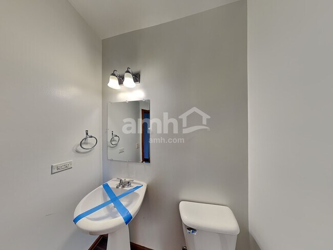 Building Photo - 6512 Fitzer Dr