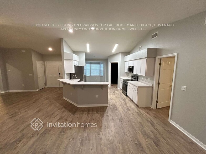 Building Photo - 4568 Great Blue Heron Dr