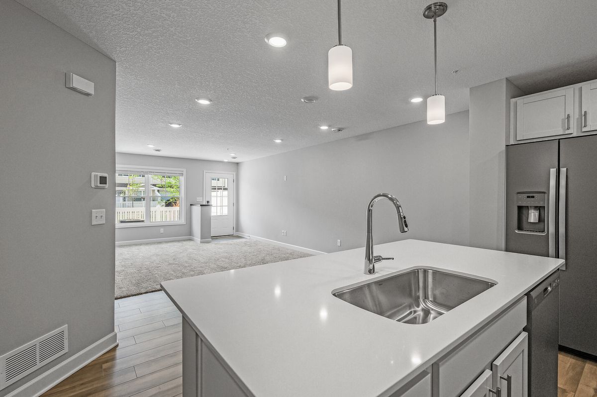 Building Photo - 15008 Ahena Curv