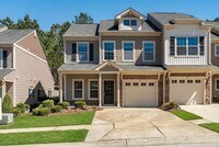 Building Photo - **APPLICATIONS PENDING** Available Now! Gorgeous, Well Upgraded 3 Bed / 2.5 Bath w/ First Floor P...