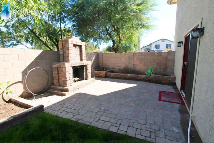 Building Photo - 1250 S Palm St