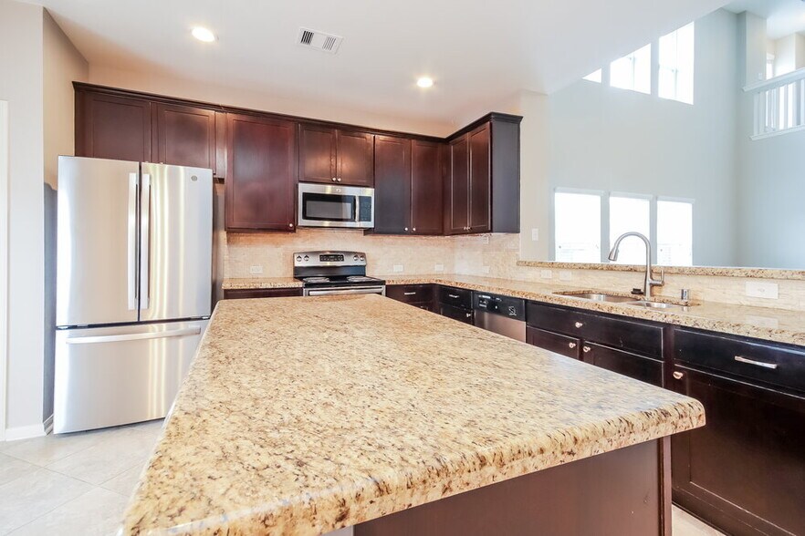 Building Photo - 16831 Marlin Spike Way