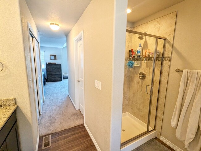 Building Photo - Gorgeous 4 Bedroom 2.5 Bath Home in Bradley Ranch