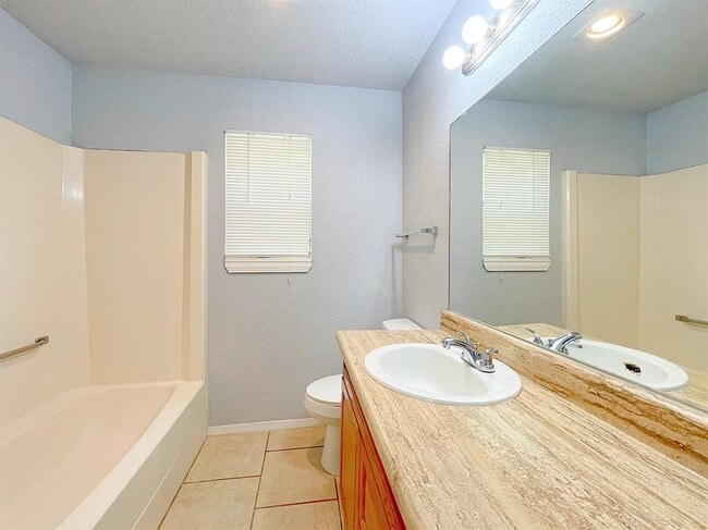 Building Photo - 12414 Deer Falls Dr