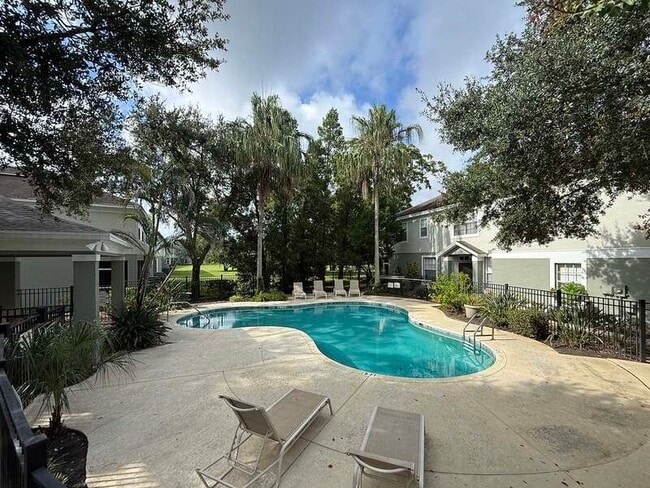 Building Photo - 2608 Chelsea Manor Blvd