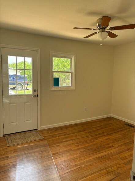 Building Photo - 2160 Whirlwind Rd