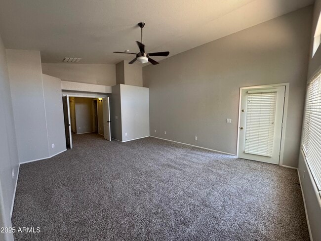 Building Photo - 22530 N Van Loo Dr