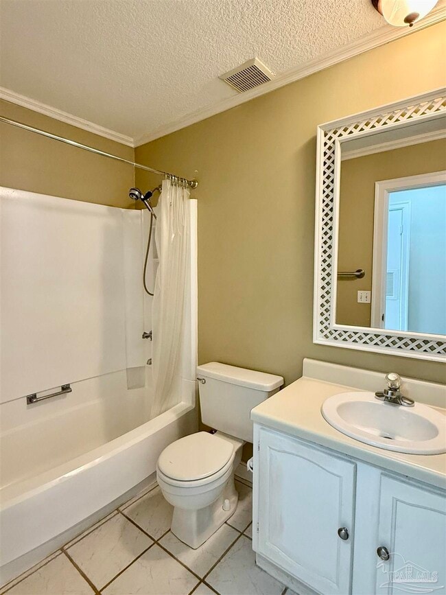 Building Photo - 200 Pensacola Beach Rd