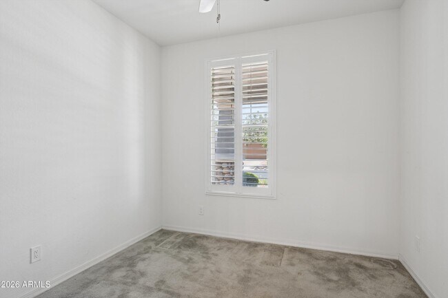 Building Photo - 10445 E Tesla Ave