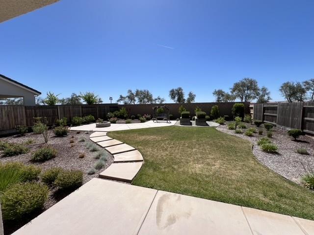 Building Photo - 1229 Traverse Dr S