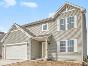 Building Photo - Large Colonial for Lease with Kalamazoo Promise -