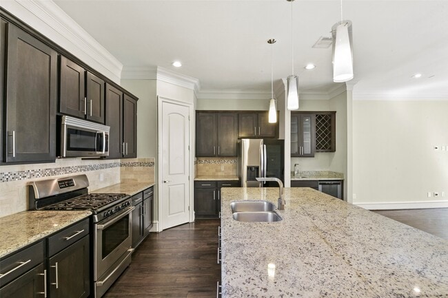 Building Photo - 5226 Kiam St