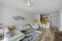 Building Photo - 700 E Boynton Beach Blvd