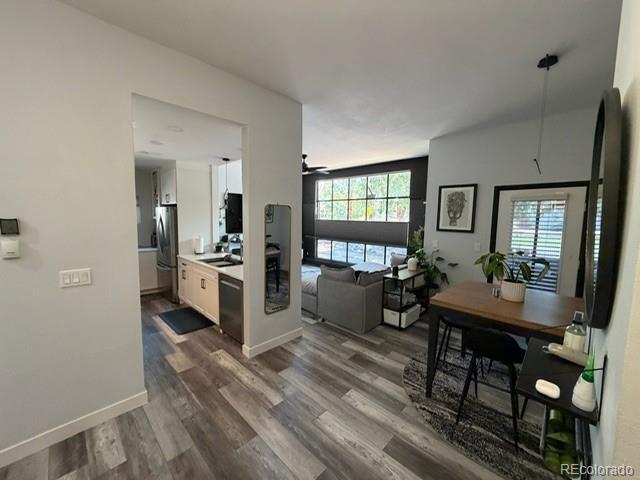 Building Photo - 2403 Glenarm Pl