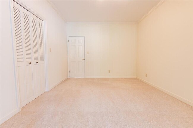 Building Photo - 3536 Mill Creek Rd NE