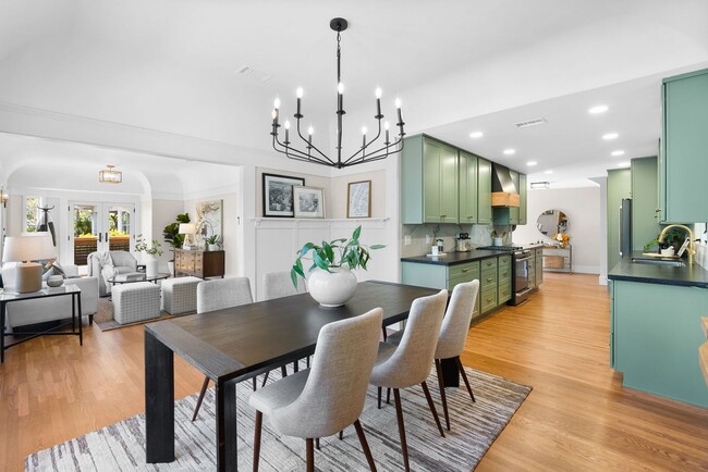Building Photo - Restored Mission Hills Stunner