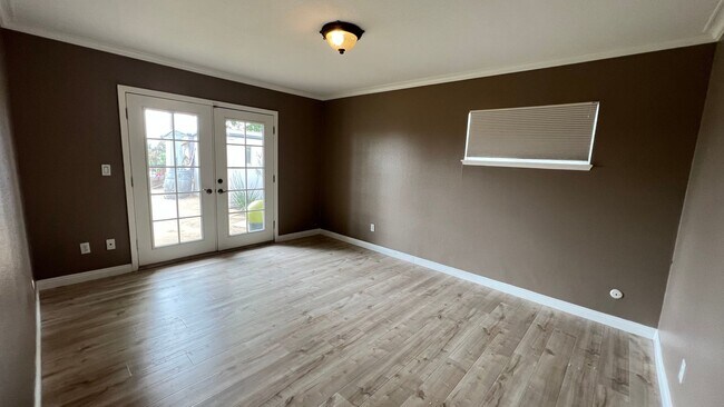 Building Photo - Turnkey 3 Bed 2 Bath Single Story View Home in Orange