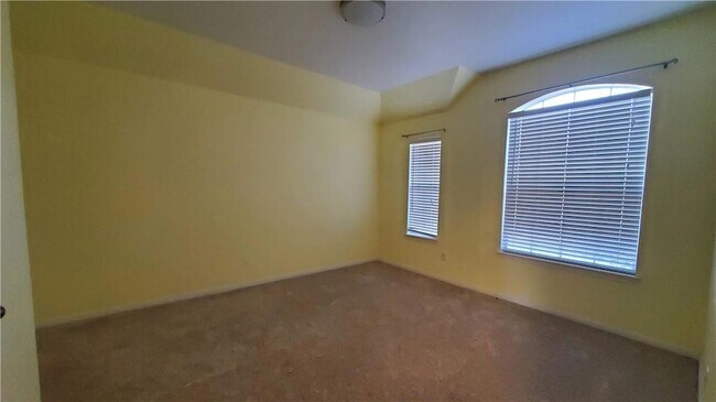 Building Photo - 9421 Lisi Anne Dr