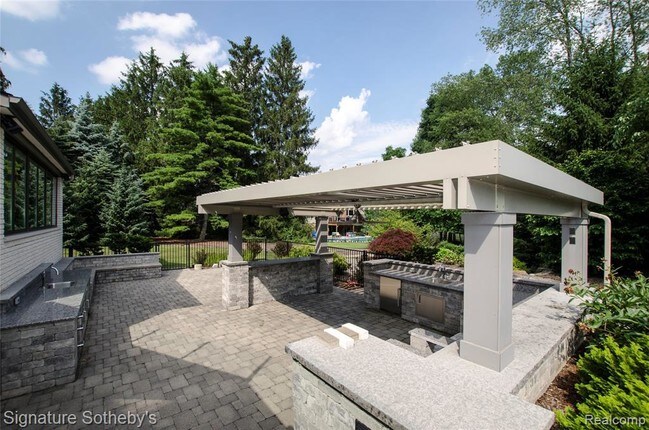 Building Photo - 2103 Pippin Ct