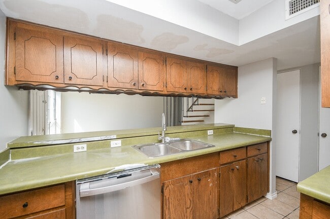 Building Photo - 4258 Belle Park Dr